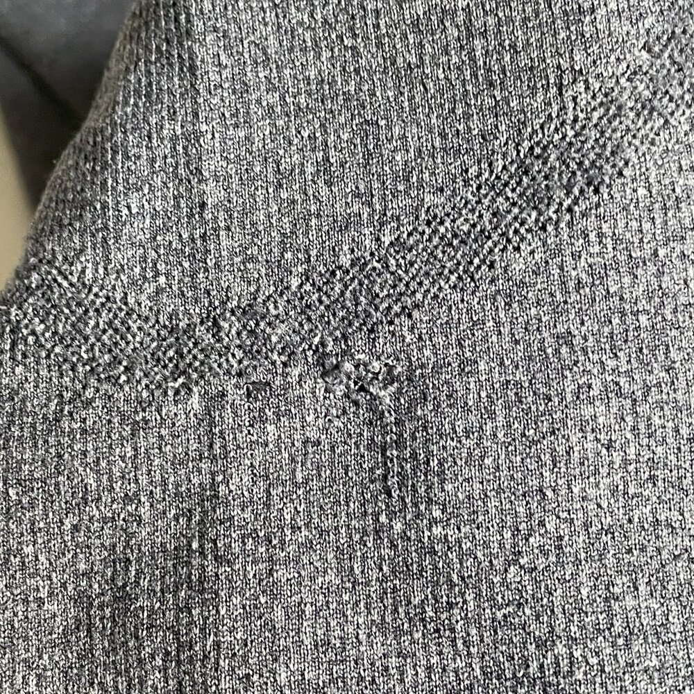 Lululemon Swiftly Tech Long Sleeve Shirt. Size 6 - Picture 3 of 10
